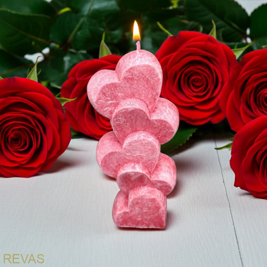 Svíčka SRDÍČKA, výška 11 cm