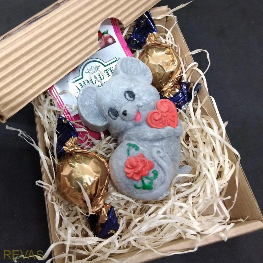 Dárková kazeta veselá myška se srdíčkem