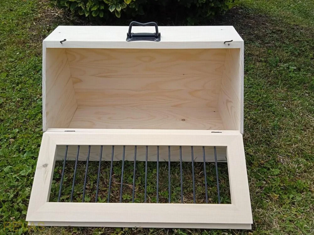 Dřevěná přepravka, přenoska pro králíky