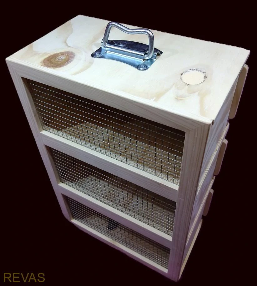 Dřevěná přepravka, přenoska pro ptáky, hlodavce, zakrslé králíky