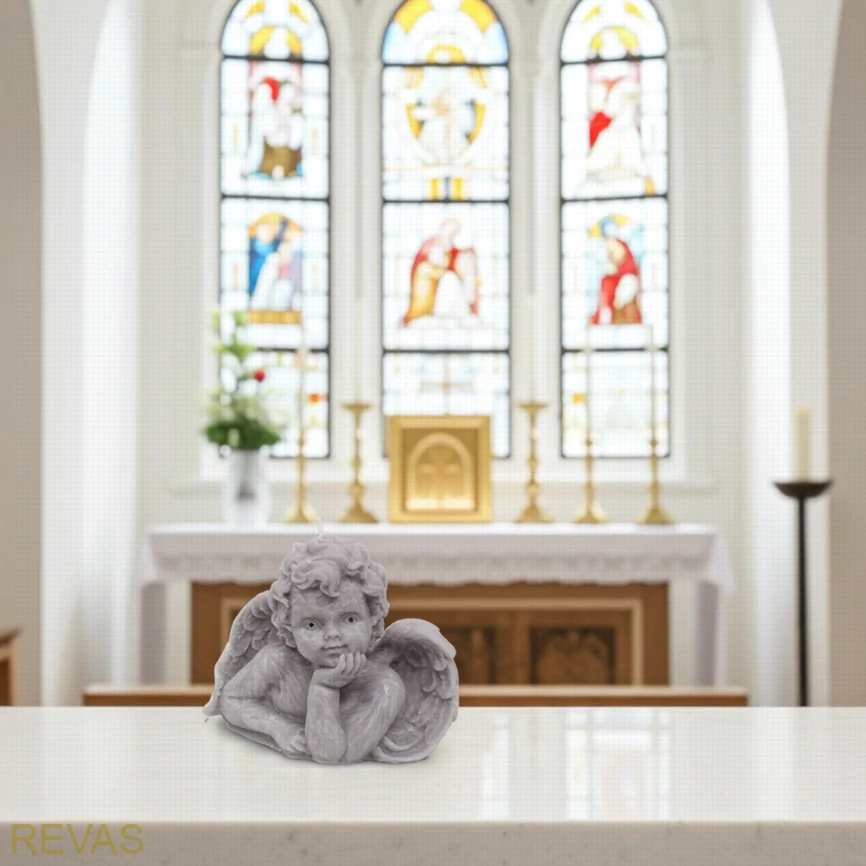 Svíčka Anděl, výška 8 cm, šířka 9,5 cm