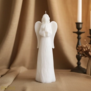 Svíčka andělka bílá, výška 19 cm