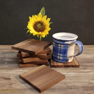 Dřevěný podtácek pod hrnek – 1 kus 9,5 x 9,5 cm