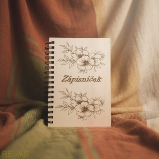 Zápisník s dřevěnými deskami a gravírováním – originální dárek